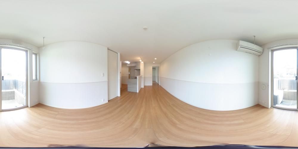 ���r���O