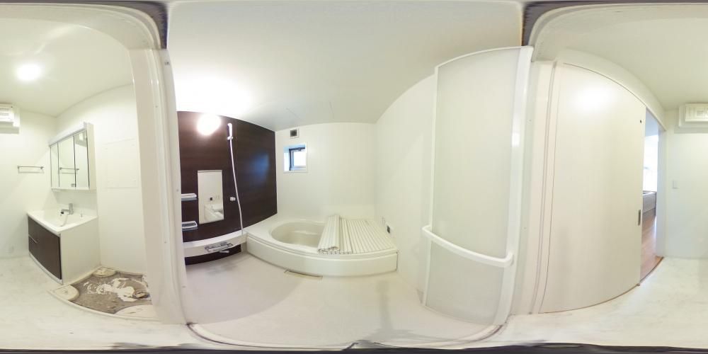 �o�X���[��