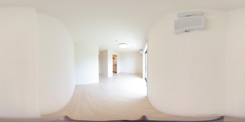 ���r���O