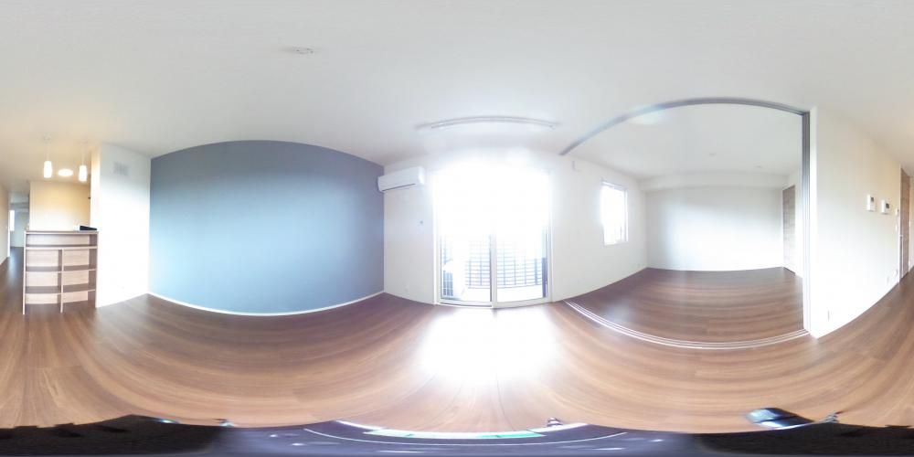 ���r���O