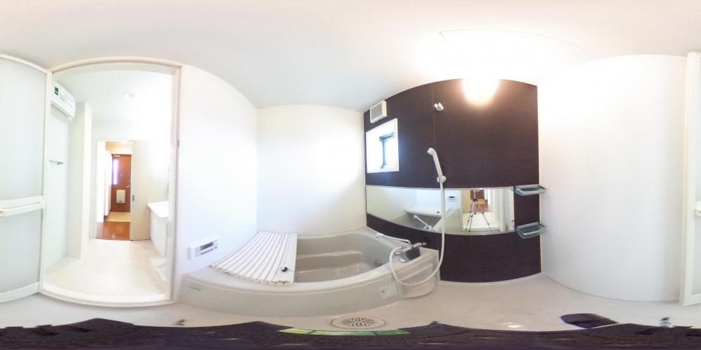 �o�X���[��